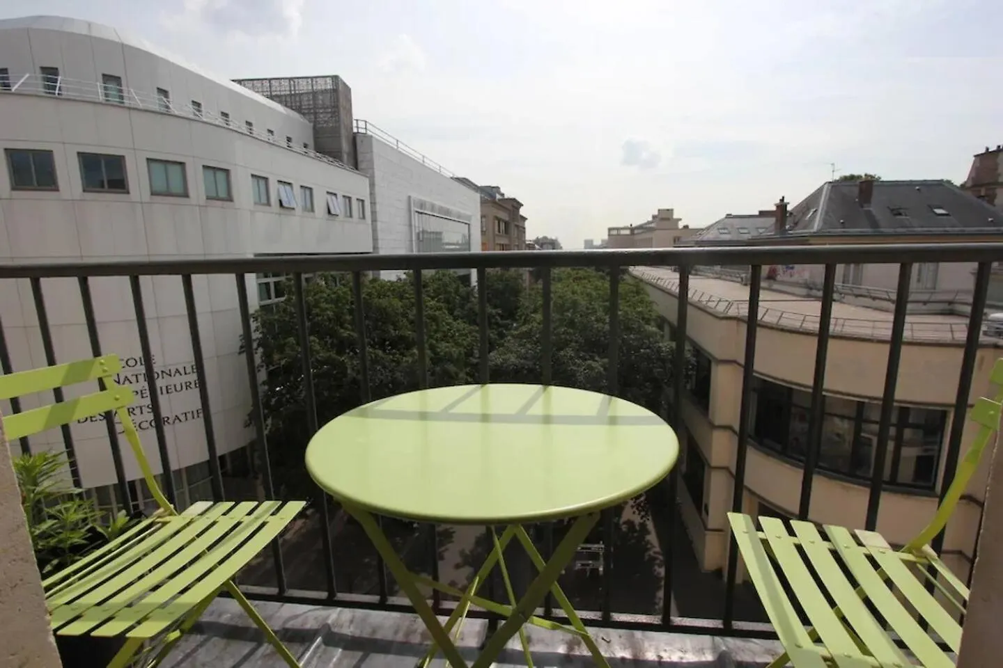 Appartement 5 Chambres Au Dernier Etage Paris France