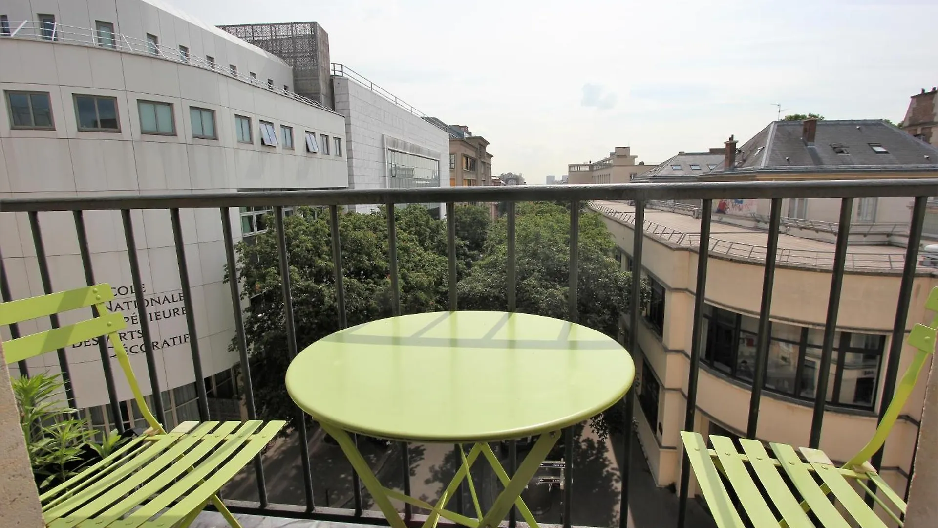 Appartement 5 Chambres Au Dernier Etage Paris