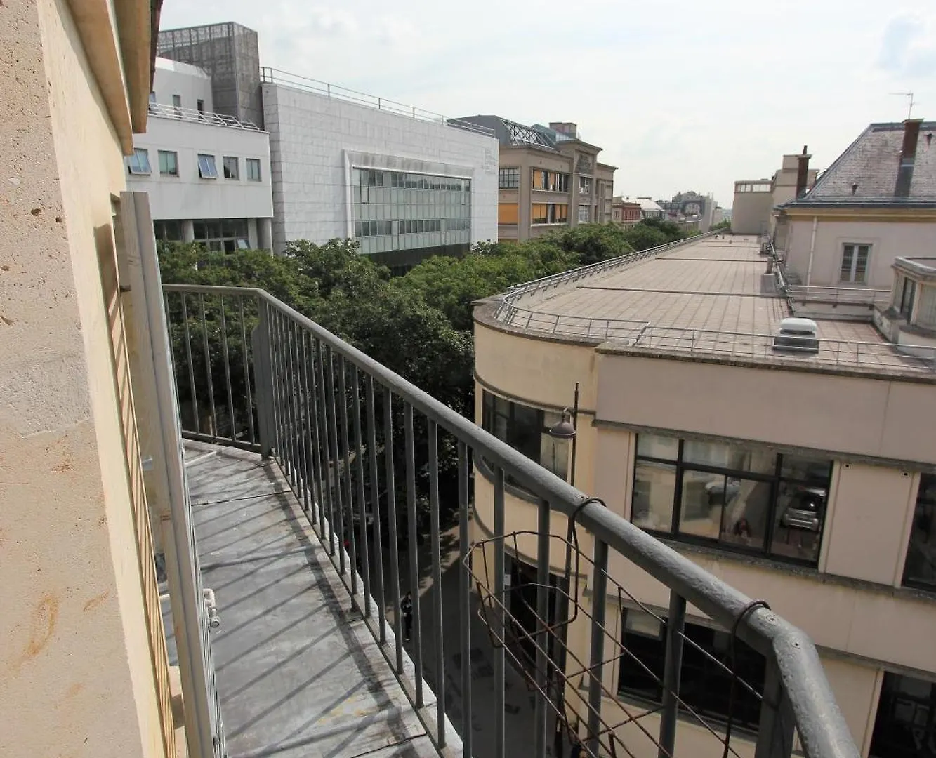 Appartement 5 Chambres Au Dernier Etage Paris